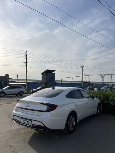хундай 2: Hyundai Sonata: 2019 г., 2 л, Робот, Бензин, Седан