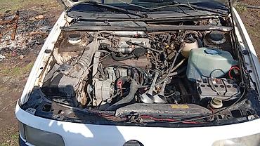 Volkswagen: Volkswagen Passat: 1990 г., Седан — 5