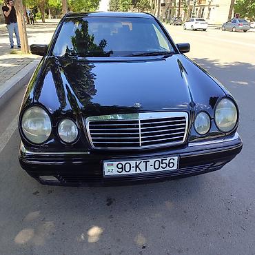 bmw e60 stop: Mercedes-Benz E-Class (W210) sedan – qara rəng, 4 qapı — 6