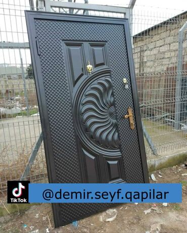 Giriş qapıları: Seyf qapılar Münasib qapılar Dəmir qapı Ev qapıları Çol qapısı -da lalafo.az — 25 Giriş qapıları: Seyf qapılar Münasib qapılar Dəmir qapı Ev qapıları Çol qapısı — 25