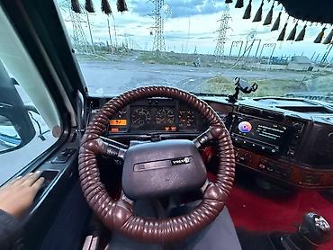 Тягачи: Тягач, Volvo, 2000 г. — 22