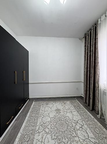 Продажа коттеджей и домов: ✨Продаётся дом в с. Сокулук✨ 🏡Характеристики: • Участок - 3,5 сотки • — 6