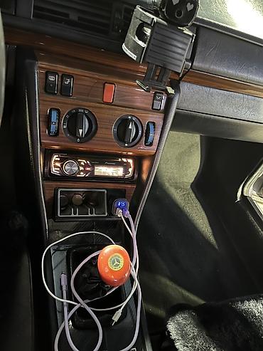bye e5: Mercedes-Benz W124: 1994 г., 2 л, Механика, Бензин, Седан — 4