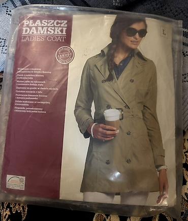 pull and bear: Qadın trençi – klassik bej rəngdə - Model: Płaszcz Damski (Ladies’ — 3