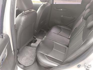 Chevrolet: Chevrolet Spark: 2017 г., 0.1 л, Вариатор, Бензин, Хэтчбэк — 12