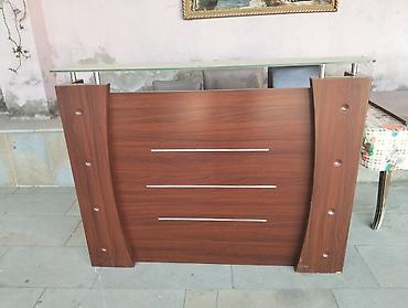 mebel materialı: İşlənmiş, Resepşn, Dördbucaq masa — 1