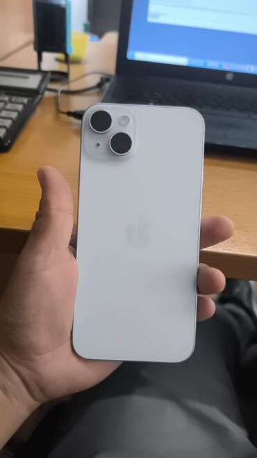 телефонный держатель: IPhone 15 Plus, Б/у, 256 ГБ, White Titanium, 90 %