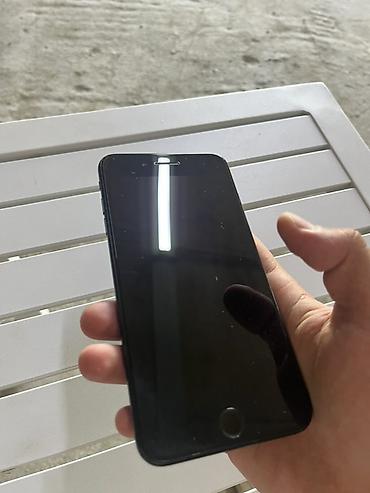 iphone 7 plus 2 el: IPhone 7 Plus, 128 GB, Qara, Barmaq izi — 3