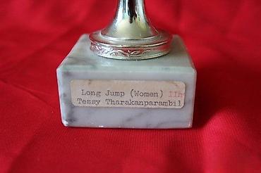 Značke, ordenje i medalje: STARI PEHARI | Stari pehari. Ukupno tri komada, za različite — 7