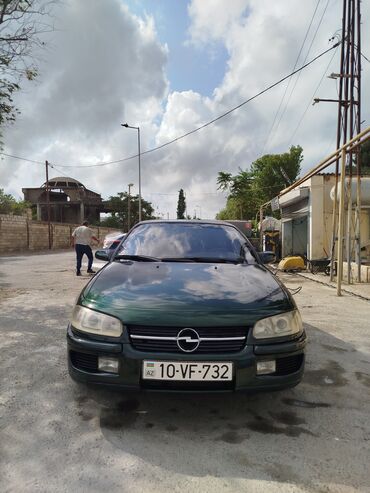 Opel: Opel Omega: 2 l | 1994 il 245200 km Sedan