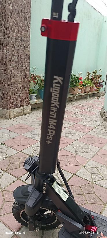 mikrafon şur: **KugooKirin M4 Pro+ elektrik skuter** Cəmi 17 km məsafə qət edib — 1