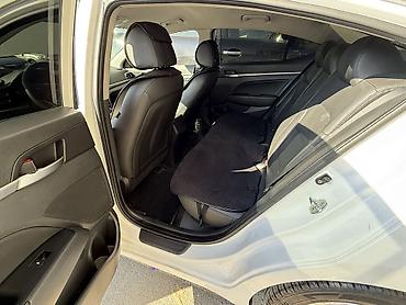 Продажа авто: Hyundai Avante: 2019 г., 1.6 л, Автомат, Бензин, Седан — 8