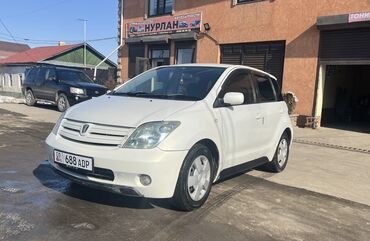 акура 2015 года: Toyota ist: 2003 г., 1.5 л, Автомат, Бензин