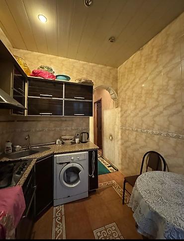 Mənzillər: Bakı, 3 otaqlı, Köhnə tikili, m. Elmlər Akademiyası, 80 kv. m — 10