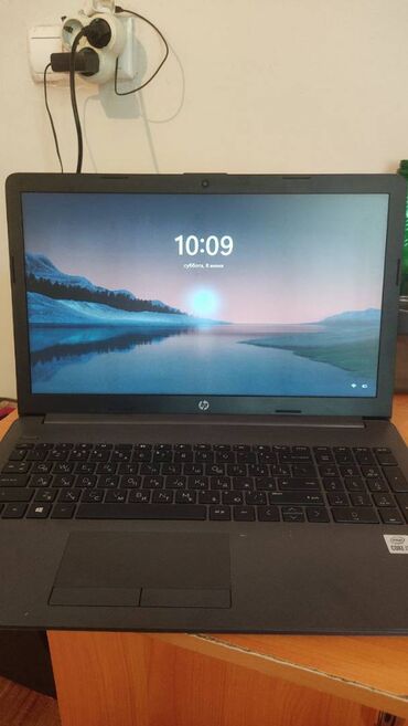 современный ноутбук: HP, 8 ГБ ОЭТ, Intel Core i3, Колдонулган