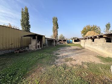 Продажа полдома: Продаю Дом Адрес: Сокулуксий район село Чат-Кель В общим иметься 16 — 7