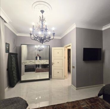 Qonaq otağı dəstləri: Masa və oturacaqlar -da lalafo.az — 13 Qonaq otağı dəstləri: Masa və oturacaqlar — 13