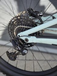 Горные велосипеды: Горный велосипед, Specialized, Рама M (156 - 178 см), Алюминий, Б/у at lalafo.kg — 17 Горные велосипеды: Горный велосипед, Specialized, Рама M (156 - 178 см), Алюминий, Б/у — 17