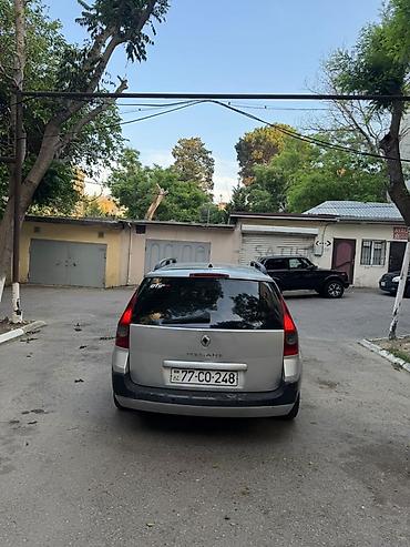 Renault: Renault Megane kombi (universaI) – gümüşü rəng Maşın motor karopka — 3