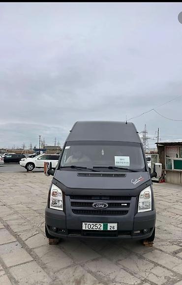 Ford: Ford Transit: 2.2 l | 2011 il Van/Minivan — 3
