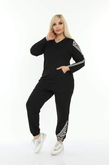Gornji i donji deo: Modeli za punije dame
Cene 3499 din 
Veličine 2XL, 3XL, 4XL na lalafo.rs — 28 Gornji i donji deo: Modeli za punije dame
Cene 3499 din 
Veličine 2XL, 3XL, 4XL — 28