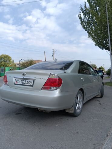 мини пресс подборщик квадратные тюки: Toyota Camry: 2004 г., 2.4 л, Автомат, Бензин, Седан