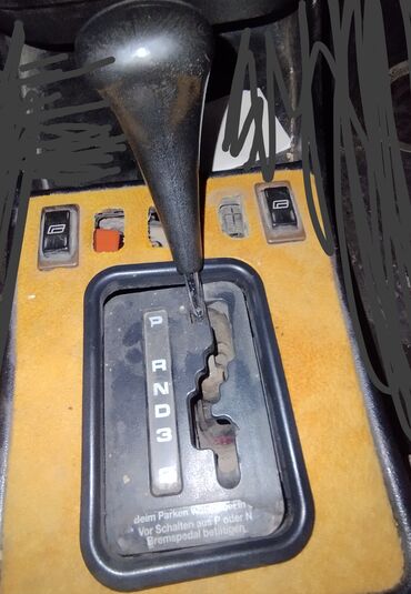 Oturacaqlar: Mercedes-Benz W201 (190) salonu – avtomobil daxili komplekti - Sürət — 2