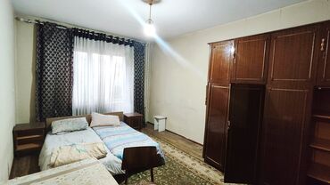 квартиры в кок жар: 1 бөлмө, 35 кв. м, 105-серия, 4 кабат, Эски ремонт