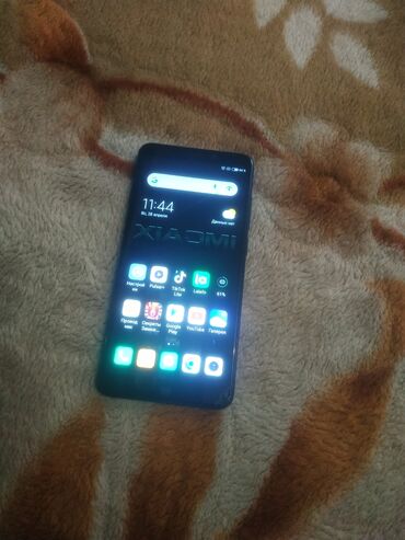 Xiaomi: Xiaomi, Redmi 5, Б/у, 16 ГБ, цвет - Черный, 2 SIM