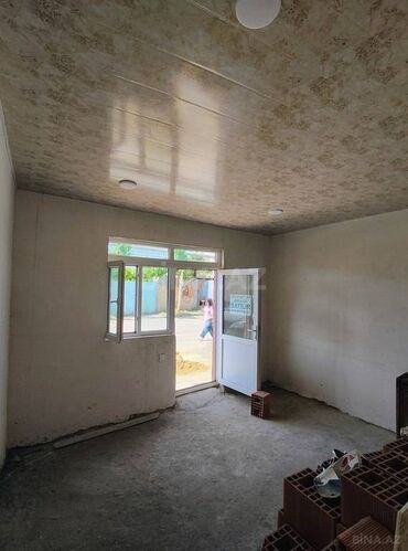 Həyət evləri və villaların satışı: Mawdagada 3 otaqli menzil satilir.menzil 2 yataq otagi ve geniw zal — 4