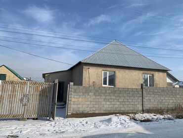 срочно продаю дом тендик: Дом, 130 м², 3 комнаты, Риэлтор, ПСО (под самоотделку)