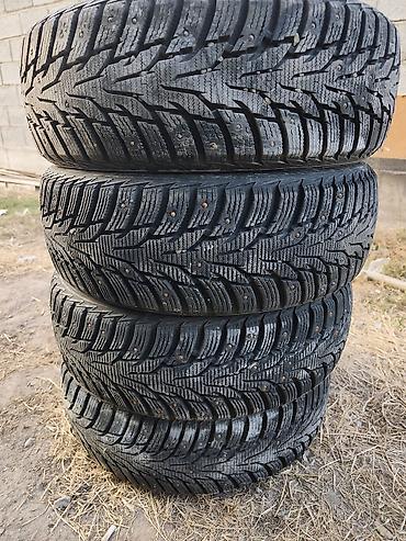 Шины 195 / 60 / R 15, Зимняя шипованная, Б/у, Комплект, Легковые, Корея, Nexen