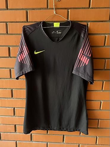 pull and bear sandale: Nike Dri-FIT sportska majica kratkih rukava - Brend: Nike - — 1