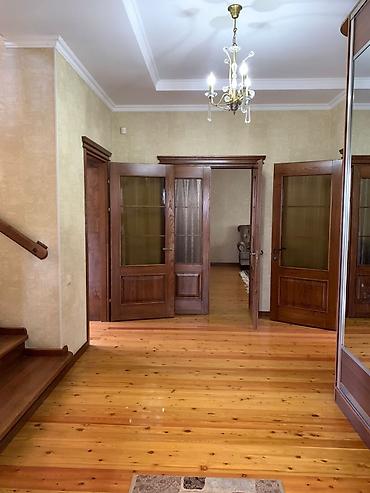 Долгосрочная аренда домов: 300 м², 6 комнат — 14