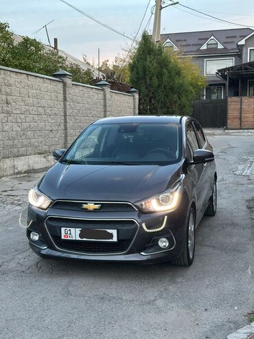 Chevrolet: Chevrolet Spark: 2015 г., 1 л, Автомат, Бензин