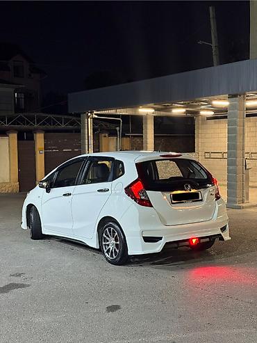 обшивка дверей на фит: Honda Fit: 2019 г., 1.5 л, Вариатор, Бензин, Хэтчбэк — 4