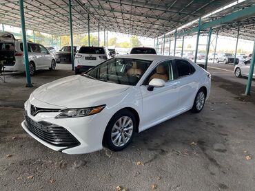 Toyota: Toyota Camry: 2018 г., 2.5 л, Автомат, Бензин, Седан