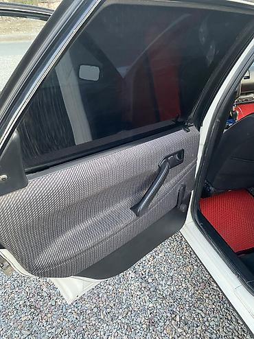 Volkswagen: Volkswagen Passat: 1991 г., 1.8 л, Механика, Бензин, Седан — 16