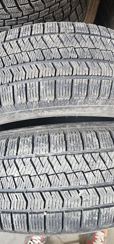 Шины 215 / 60 / R 17, Зима, Б/у, Пара, Легковые, Япония, Bridgestone at lalafo.kg Шины 215 / 60 / R 17, Зима, Б/у, Пара, Легковые, Япония, Bridgestone