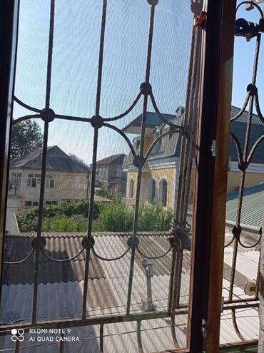 Həyət evləri və villaların satışı: Ağ şəhər 2 otaqlı, 57 kv. m, Yeni təmirli — 18