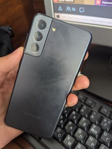 green card 2018: Samsung Galaxy S21 5G, Б/у, 256 ГБ, цвет - Серый, 2 SIM, eSIM
