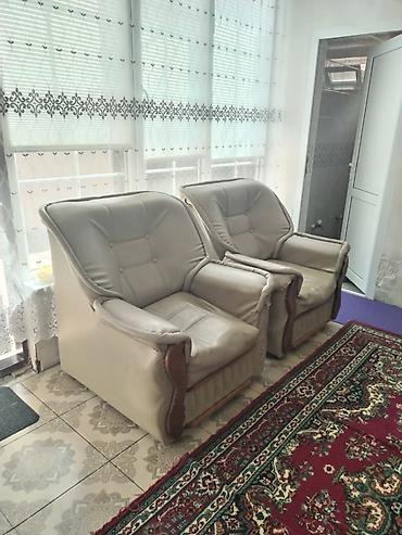 kreslo tek: İkili yumşaq kreslo dəsti biri 40 manata razilasmaq olar - Rəng: açıq — 2