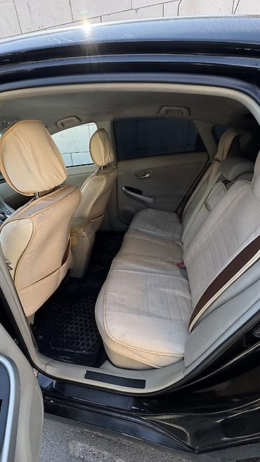 Toyota: Toyota Prius: 2015 г., 1.8 л, Вариатор, Гибрид, Лифтбек — 6