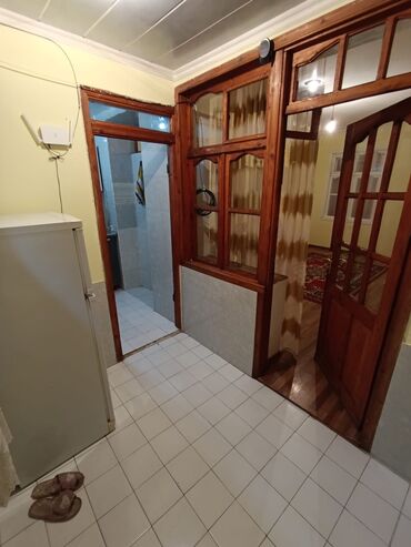 Uzunmüddətli kirayə evlər: 2 otaqlı mənzil – mətbəx, otaq və sanitar qovşağı.İnternet su,isiq -da lalafo.az — 6 Uzunmüddətli kirayə evlər: 2 otaqlı mənzil – mətbəx, otaq və sanitar qovşağı.İnternet su,isiq — 6