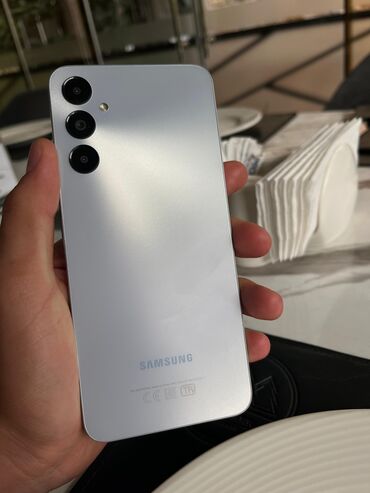 Samsung Galaxy A05s, 128 GB, rəng - Ağ, Barmaq izi