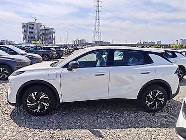 чин ган: Changan Qiyuan Q05: 2026 г., 0.1 л, Электромобиль, Кроссовер — 3