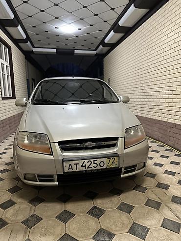 Chevrolet: Chevrolet Aveo: 2004 г., 1.4 л, Механика, Бензин, Хэтчбэк — 1