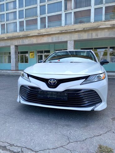 тайота krawn: Toyota Camry: 2019 г., 2.5 л, Автомат, Гибрид, Седан