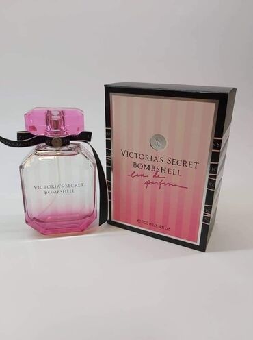 Parfemi: Cena 5799 din Bombshell od Victoria's Secret je cvjetni voćni miris za