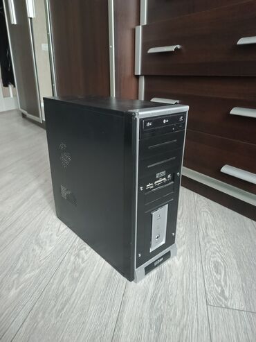 Жёсткие диски (HDD): Satışda: Mid-tower tipli masaüstü kompüter korpusu Xüsusiyyətlər: -